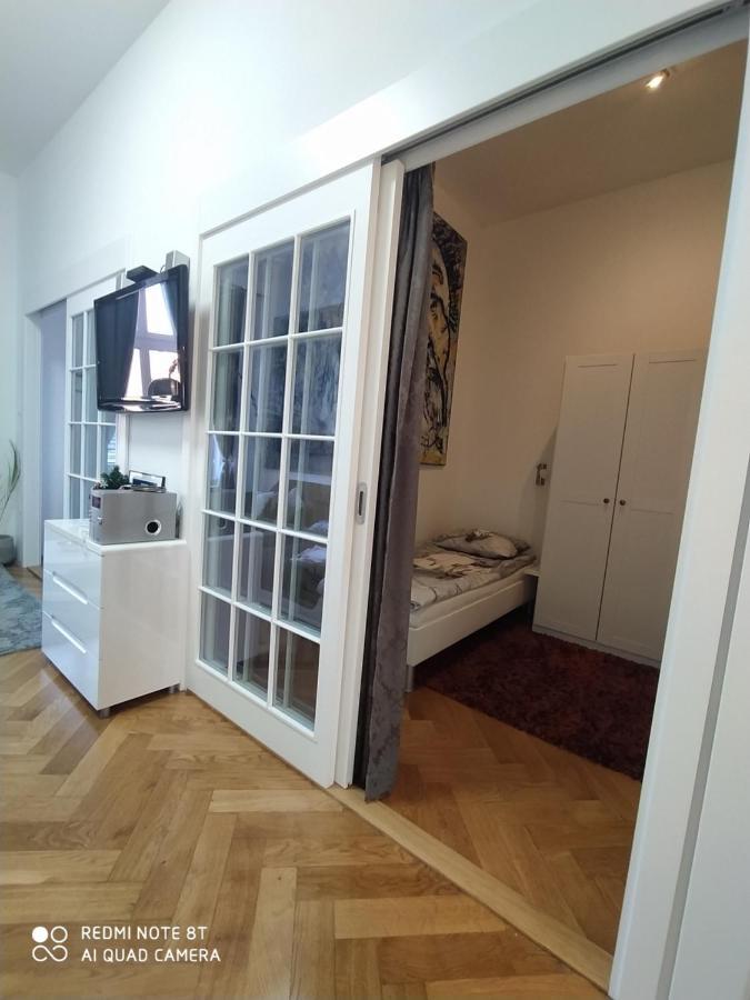 Apartment Zrinjevac Zagreb Exterior photo